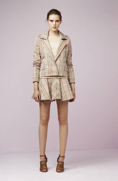 　2013年春夏プレコレクション