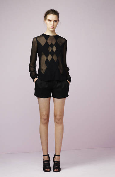 　2013年春夏プレコレクション