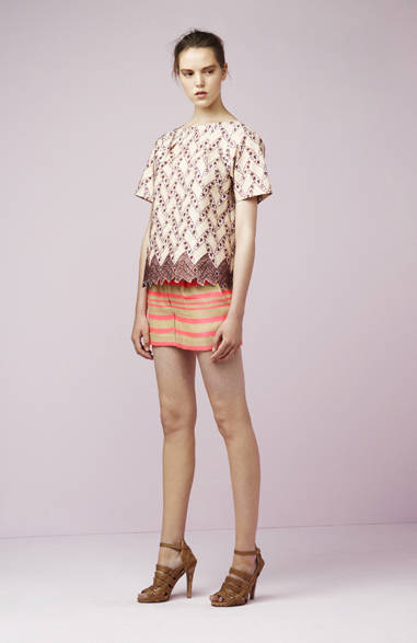 　2013年春夏プレコレクション