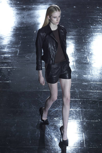 　2013年春夏プレコレクション