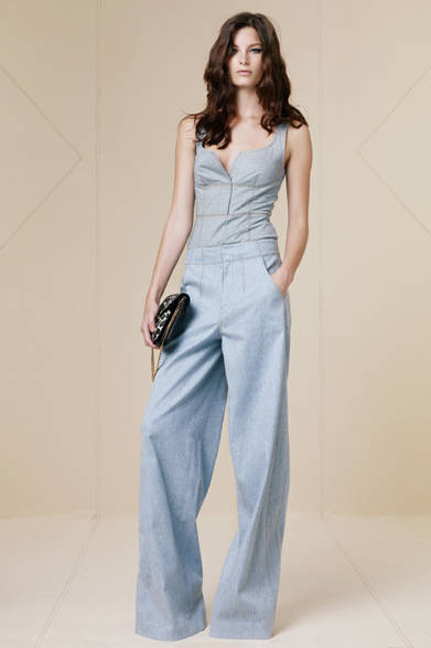 　2013年春夏プレコレクション