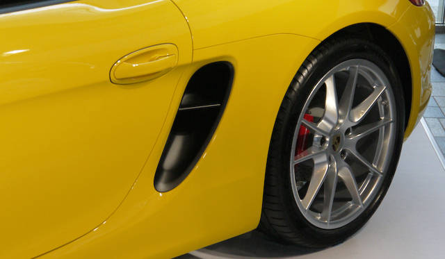 <strong>Porsche Boxster S｜ポルシェ ボクスターS</strong>