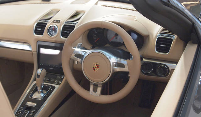 <strong>Porsche Boxster S｜ポルシェ ボクスターS</strong>