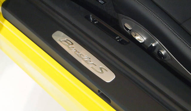 <strong>Porsche Boxster S｜ポルシェ ボクスターS</strong>