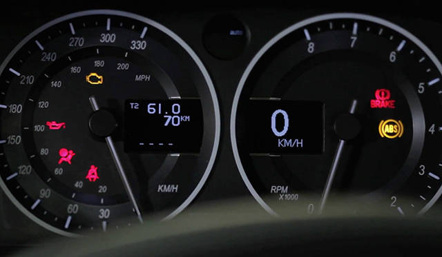 <strong>Aston Martin Vanquish｜アストンマーティン ヴァンキッシュ</strong>