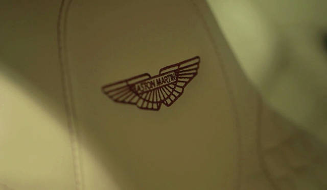 <strong>Aston Martin Vanquish｜アストンマーティン ヴァンキッシュ</strong>