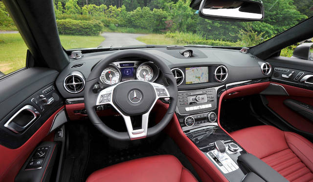 <strong>Mercedes-Benz SL550 BlueEFFICIENCY｜メルセデス・ベンツSL550ブルーエフィシエンシー</strong>