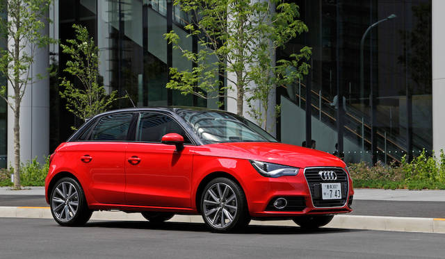 <strong>Audi A1 Sportback｜アウディ A1 スポーツバック</strong><br />試乗したクルマはスポーツパッケージ、サンルーフ、メタリックとパールエフェクトのオプショナルカラー、コントラストルーフといったオプションを設定し価格は426万5,000円だった