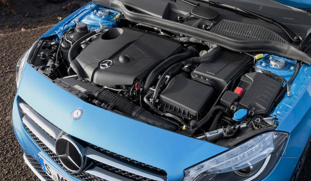 <strong>Mercedes-Benz A-Class｜メルセデス・ベンツAクラス</strong>　A180CDIに搭載されるOM607型ディーゼルエンジンは、最高出力80 kW（109ps）、最大トルク260 Nmを発揮する