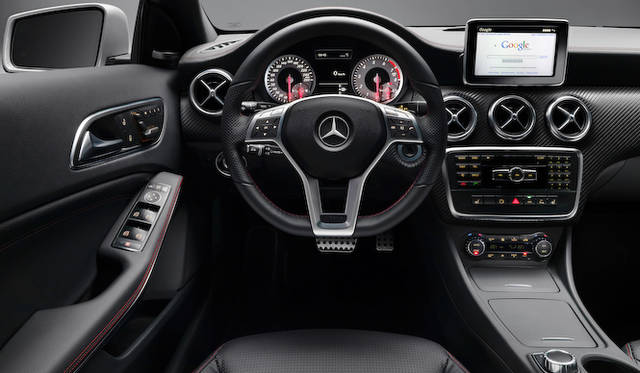 <strong>Mercedes-Benz A-Class｜メルセデス・ベンツAクラス</strong>