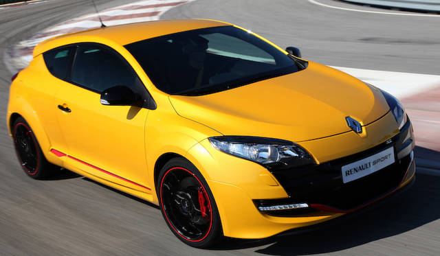 <strong>ルノー メガーヌ ルノー・スポール｜Renault Megane Renault Sport</strong>（写真は本国仕様）