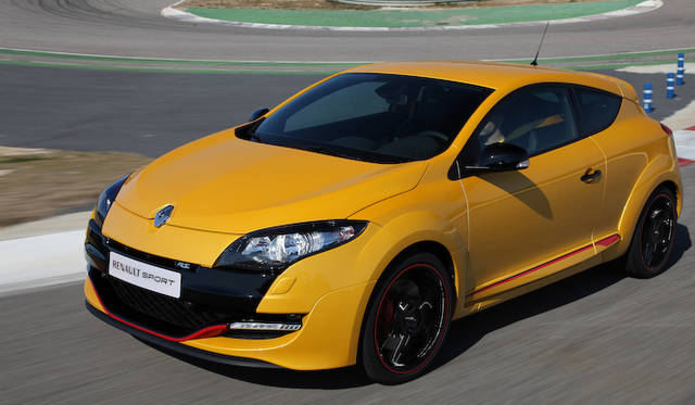<strong>ルノー メガーヌ ルノー・スポール｜Renault Megane Renault Sport</strong>（写真は本国仕様）