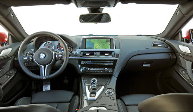 <strong>BMW M6 Copue & M6 Cabriolet｜ビー・エム・ダブリュー M6クーペ</strong>