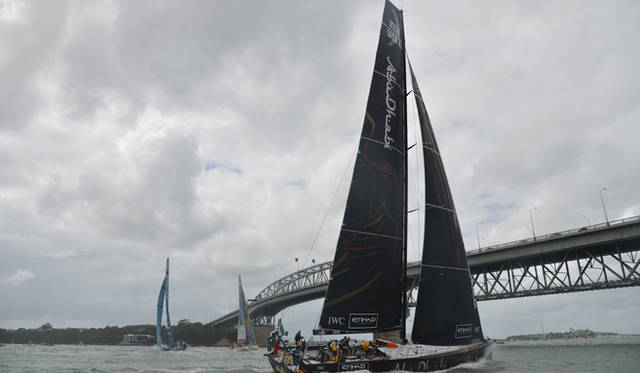 <strong>Volvo Ocean Race2011-12｜ボルボ・オーシャンレース2011-12</strong><br />「アブダビ・オーシャンレーシング」艇