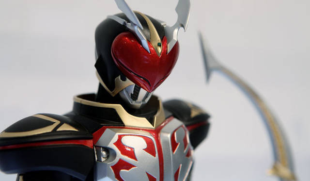 <strong>MEDICOM TOY｜メディコム・トイ</strong>　© 石森プロ・東映