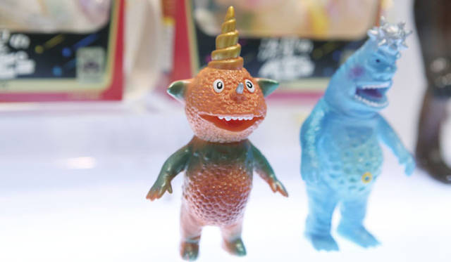 <strong>MEDICOM TOY｜メディコム・トイ</strong>　© ZOLLMEN