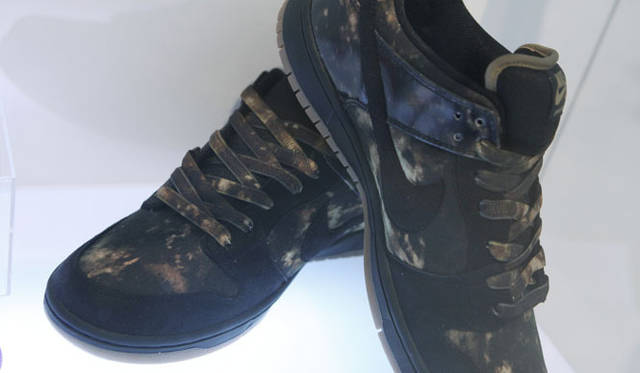 <strong>MEDICOM TOY｜メディコム・トイ</strong>　© 2012 PUSHEAD