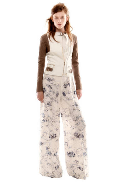 　2013年春夏プレコレクション