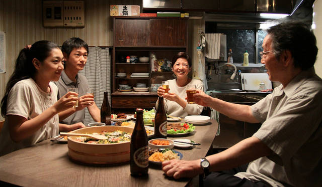 <strong>MOVIE│かぞくのくに</strong>　おなじ空気を共有しなかった25年間は、家族になにをもたらしたのか。 ©2011 Star Sands, Inc.