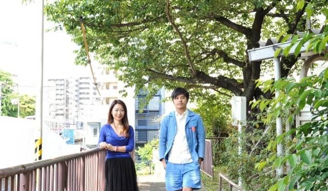 <strong>伊藤嶺花 × 坂口恭平｜スピリチュアル対談（後編）</strong>　「ぼくの波動からはどんなことが視えてきますか？」（坂口恭平さん）「世界各国それぞれの時代背景を全部経験されていて、どの人生でも1ヵ所に定住していないんです。あっちこっちに行かれているというのが共通してあります。あるときは戦う戦士だったとか」（伊藤嶺花さん）