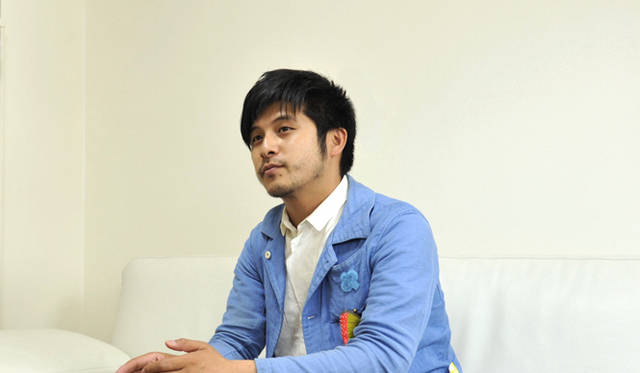 <strong>伊藤嶺花 × 坂口恭平｜スピリチュアル対談（後編）</strong>　「愛がゼリーみたいにこぼれはじめていて、拾い集めてるんですけど『捨てるのもなんなんで、もらってもらってもいいですか？』って人に配ってるんです」（坂口恭平さん）