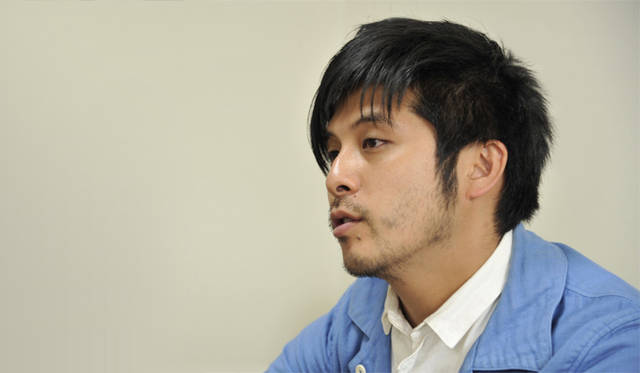 <strong>伊藤嶺花 × 坂口恭平｜スピリチュアル対談（後編）</strong>　「ぼくの先祖が、過酷な環境にいる人たちと手を取り合って、『ぼくはとりあえず前に出るから、みんなはテンションが上がったときに手伝ってくれ』っていう人たちだったんです」（坂口恭平さん）