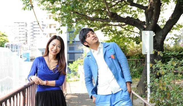 <strong>伊藤嶺花 × 坂口恭平｜スピリチュアル対談（後編）</strong>　「世界各国で全然ちがう顔を持ってる」（坂口恭平さん）「もう、100個ぐらいの肩書きを持てばいいとおもいます。それぐらいできちゃうから」（伊藤嶺花さん）