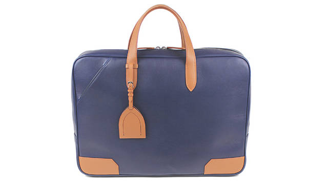 <strong>Camille Fournet｜カミーユ・フォルネ</strong>　｢DEDALE41ZIP」W41×H30×D6.5cm　22万500円