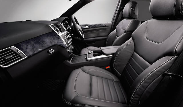 <strong>Mercedes-Benz M-Class｜メルセデス・ベンツ Mクラス </strong>