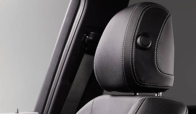 <strong>Mercedes-Benz M-Class｜メルセデス・ベンツ Mクラス </strong>