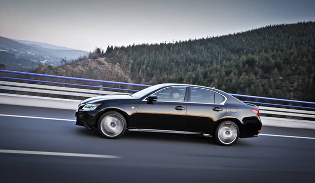 <strong>Lexus GS450h｜レクサス GS450h</strong>