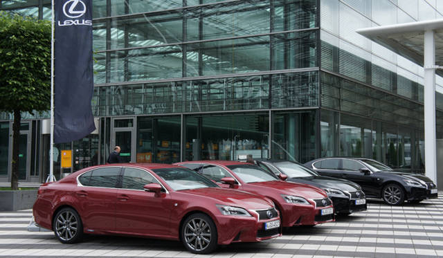 <strong>Lexus GS450h｜レクサス GS450h</strong>
