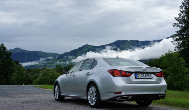 <strong>Lexus GS450h｜レクサス GS450h</strong>