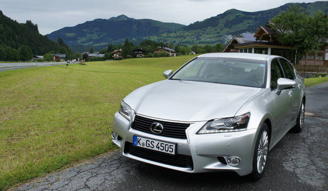 <strong>Lexus GS450h｜レクサス GS450h</strong>