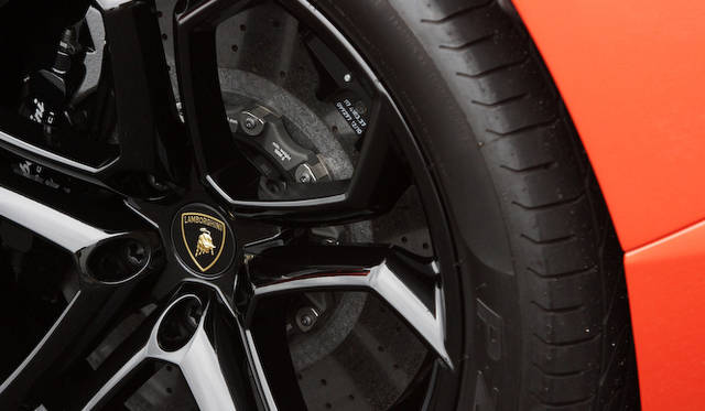 <strong>Lamborhghini Aventador LP 700-4｜ランボルギーニ アヴェンタドール LP 700-4</strong>