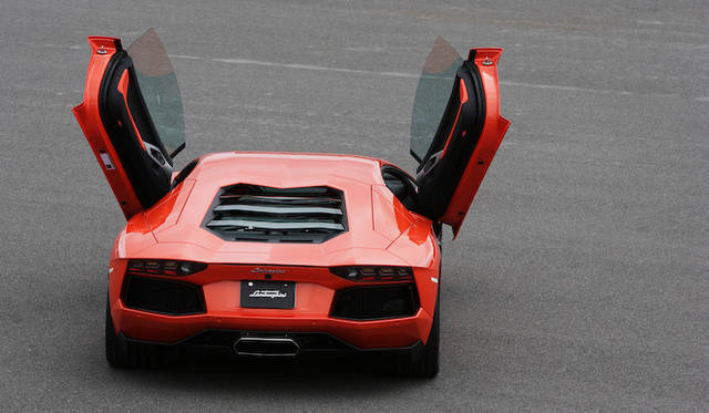 <strong>Lamborhghini Aventador LP 700-4｜ランボルギーニ アヴェンタドール LP 700-4</strong>