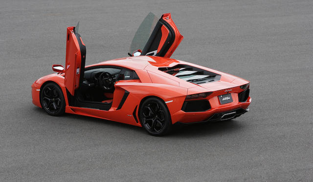 <strong>Lamborhghini Aventador LP 700-4｜ランボルギーニ アヴェンタドール LP 700-4</strong>
