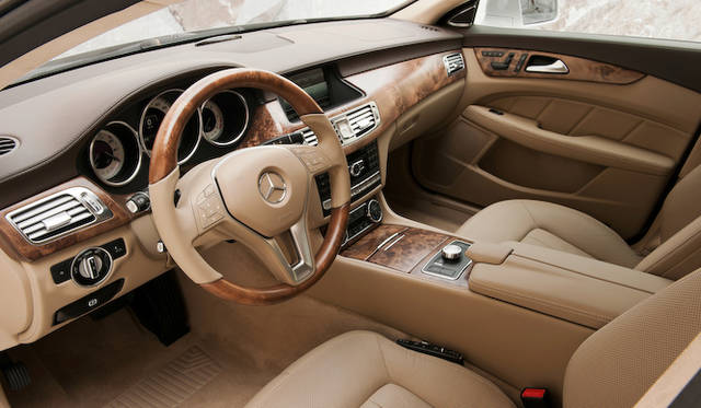 <strong>Mercedes-Benz CLS Shooting Brake｜メルセデス・ベンツ CLS シューティングブレイク</strong>