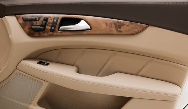 <strong>Mercedes-Benz CLS Shooting Brake｜メルセデス・ベンツ CLS シューティングブレイク</strong>