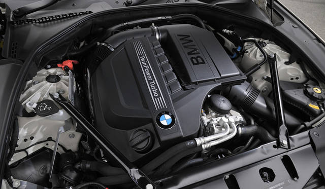 <strong>BMW 6 Series Gran Coupe｜ビー・エム・ダブリュー  6 シリーズ グランクーペ</strong><br />2,979cc直列6気筒DOHCターボエンジン 最高出力は235kW（320ps）/5,800rpm 最大トルクは450Nm（45.9kgm）/1,300-4,500rpm