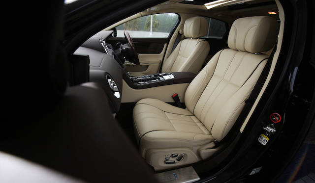 <strong>Jaguar XJ｜ジャガーXJ</strong>