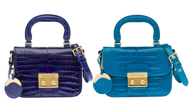 <strong>MIU MIU｜ミュウミュウ</strong>　ハンドバッグ 各183万7500円[W22xH15.5xD8cm]