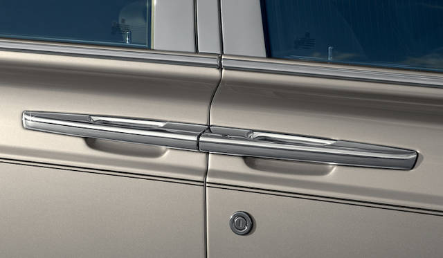 <strong>Rolls-Royce Phantom SeriesII｜ロールス・ロイス ファントム シリーズII</strong>