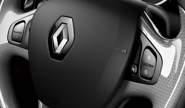 <strong>Renault Clio (Lutecia)｜ルノー ルーテシア（クリオ）</strong>