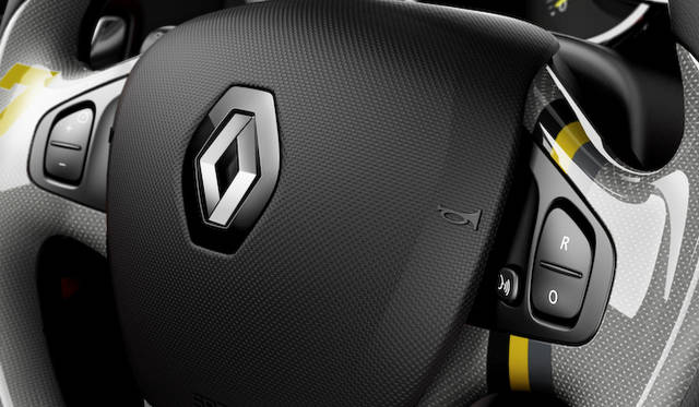 <strong>Renault Clio (Lutecia)｜ルノー ルーテシア（クリオ）</strong>