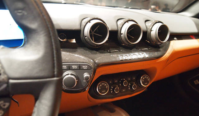 <strong>Ferrari F12berlinetta｜フェラーリ F12ベルリネッタ</strong>