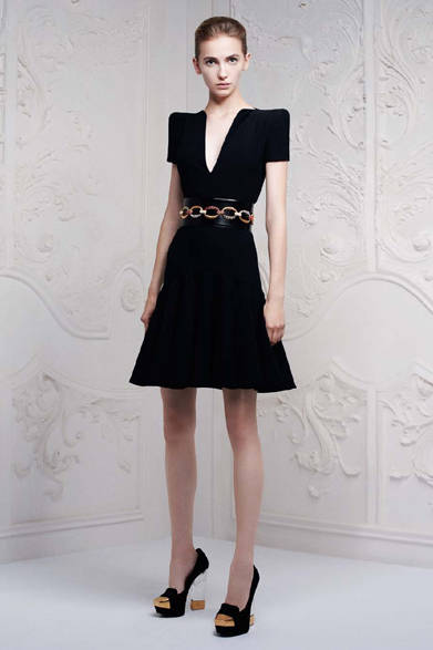 　2013年春夏プレコレクション