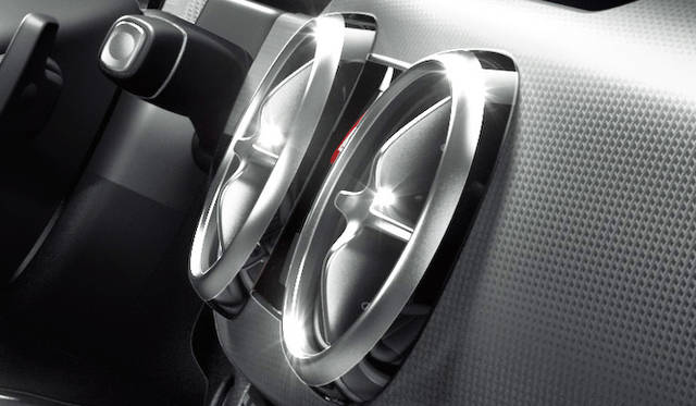 <strong>Mercedes-Benz GLK｜メルセデス・ベンツGLK</strong>