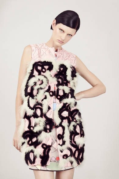 　2013年春夏プレコレクション