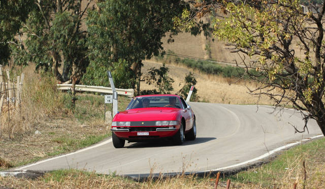 <strong>Ferrari 365GTB/4｜フェラーリ 365GTB/4</strong>　通称 フェラーリ「デイトナ」